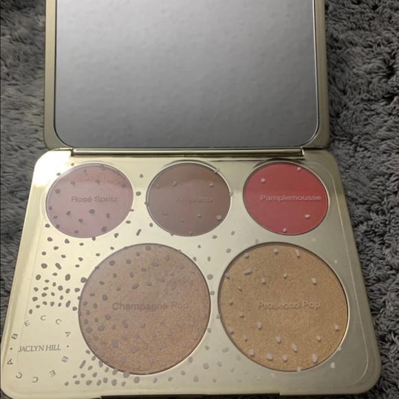 Becca x Jaclyn Hill - Picture 7 of 12